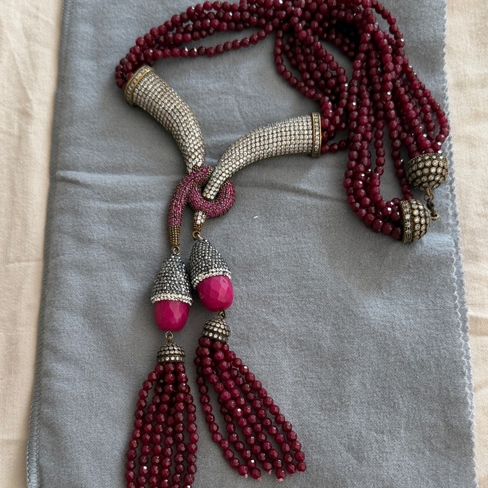 Elegant Beaded Necklace with Silver Accents